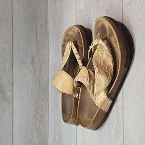 Betula By Birkenstock Women Thong Leather Sandals Flats shoes sz 40/9 Regular